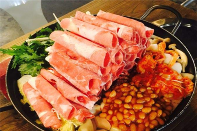 米屋美食工廠餐廳:用產(chǎn)品和服務(wù)打動(dòng)餐飲美食消費(fèi)者